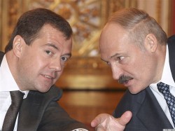 Нам не жить друг без друга Нам не жить друг без друга